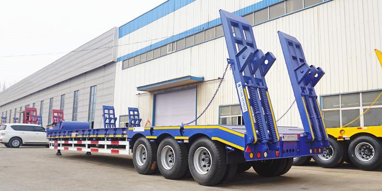 Tri Axle Semi Low Loader Trailer for Sale | Low Loader Truck Price