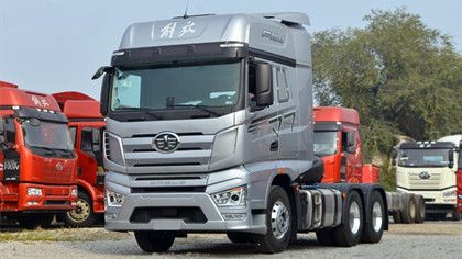 Faw Jiefang J7 Tractor Head