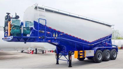 3 Axle Cement Tanker